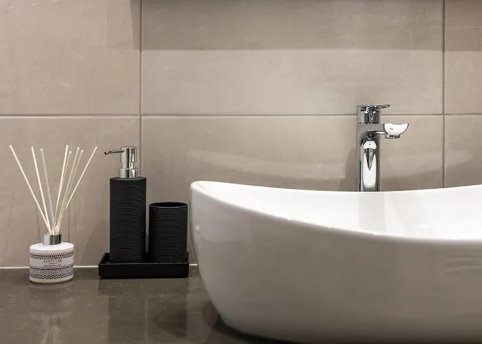 Drago 4* - 2 Minutes From The Town Centre Apartment Split