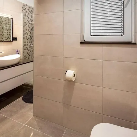 Drago 4* - 2 Minutes From The Town Centre Apartment Split