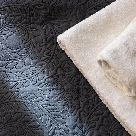 Drago 4* - 2 Minutes From The Town Centre *